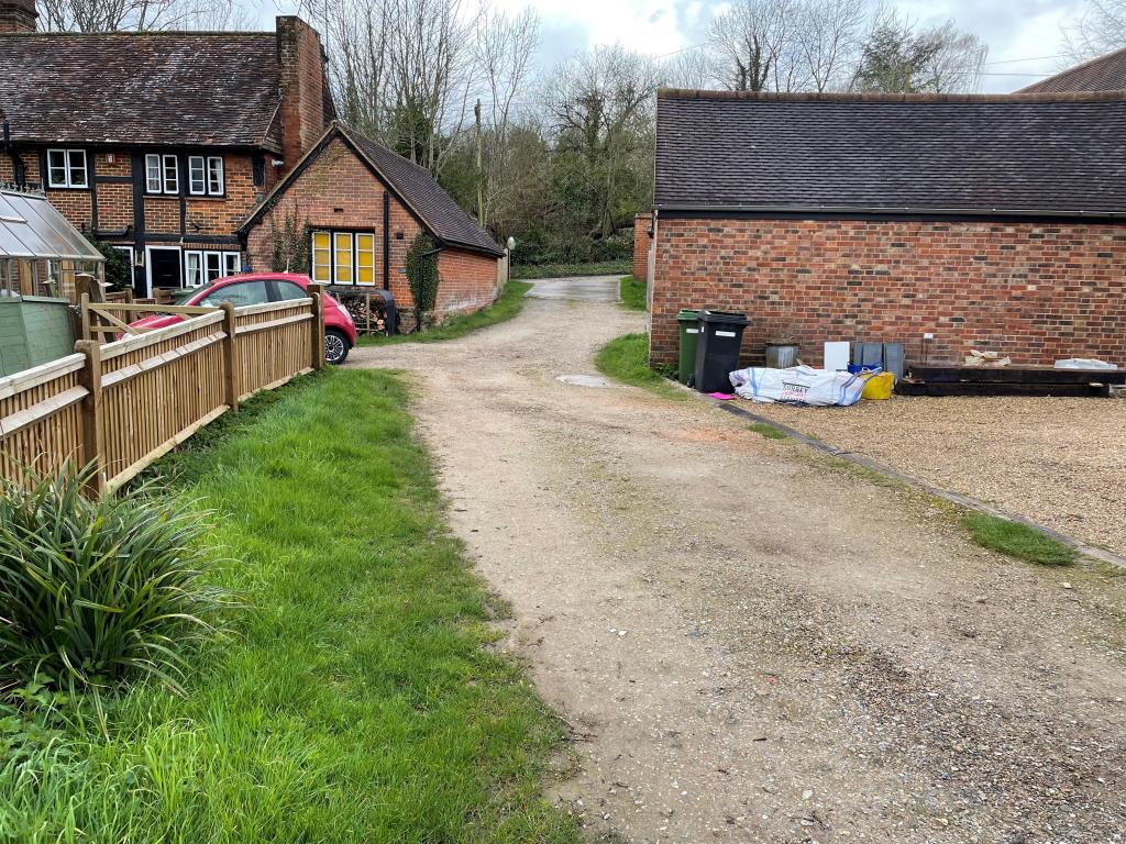Lot: 106 - PARCEL OF LAND WITH POTENTIAL -